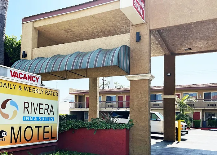 Rivera Inn & Suites Motel