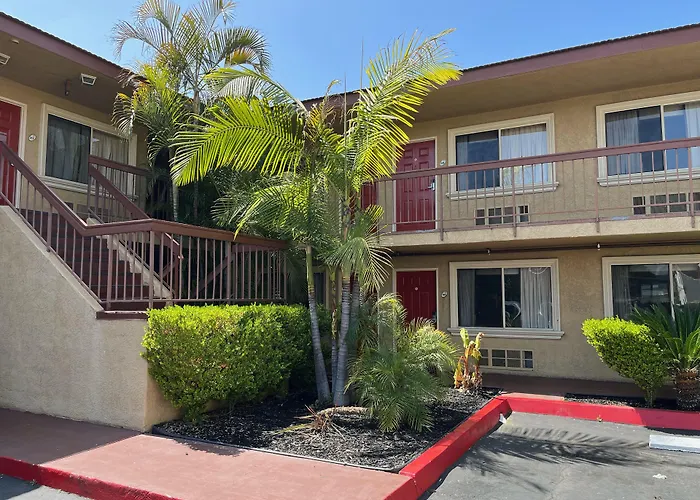 Rivera Inn & Suites Motel
