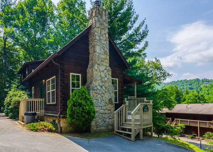 Highland Hills Motel & Cabins