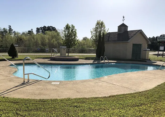 Riverwood Inn