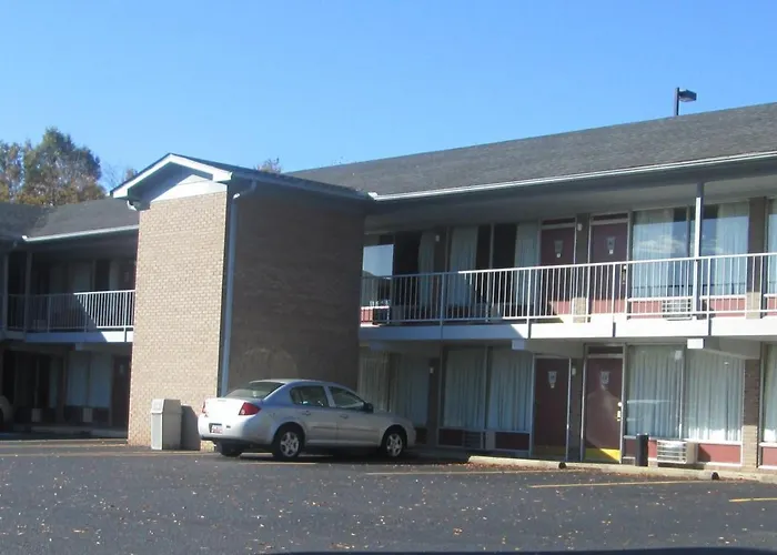 Budgetel Inn & Suites