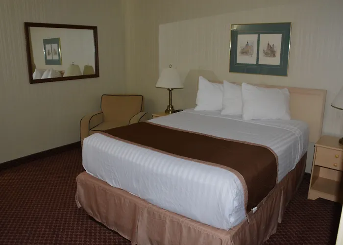Travelodge By Wyndham Lethbridge