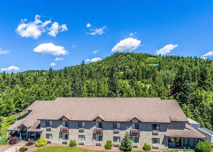 Mountain Inn At Lutsen
