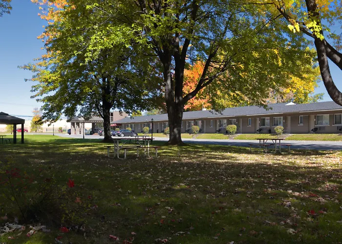 Le Deauville Motel
