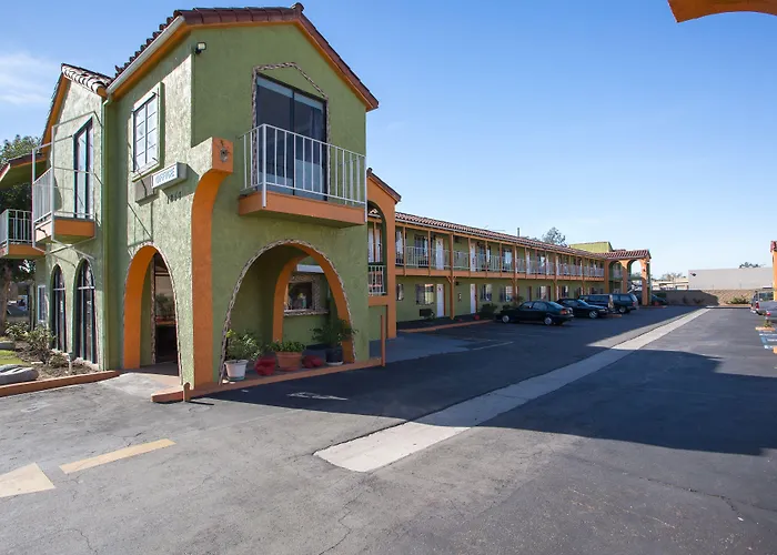 Big A Motel & Suites Near Disneyland Orange County