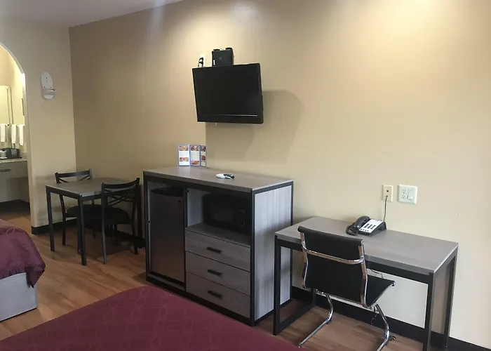 Palace Inn - Baytown I-10