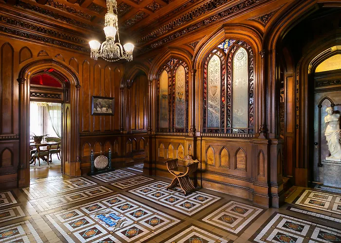 Larnach Lodge & Stable Stay