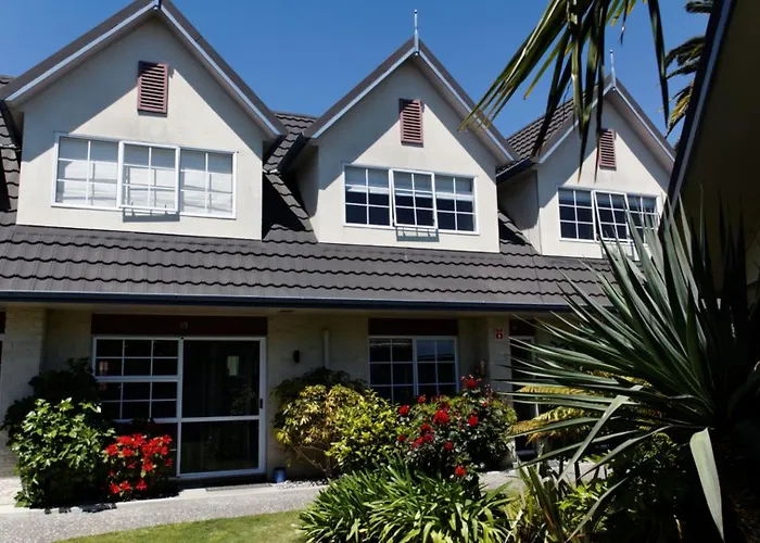 Asure Colonial Lodge Motel