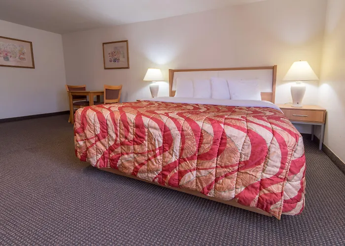 Aladdin Inn And Suites