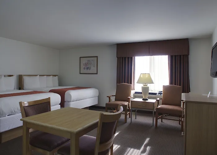 Aladdin Inn And Suites