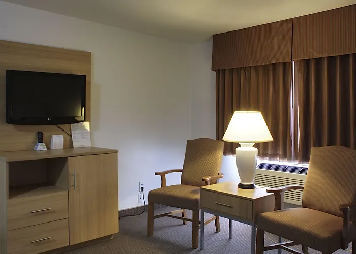 Aladdin Inn And Suites