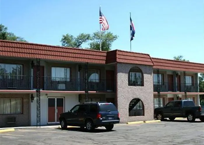 High Chaparral Inn