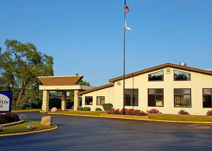 Lexington Inn & Suites-Elgin
