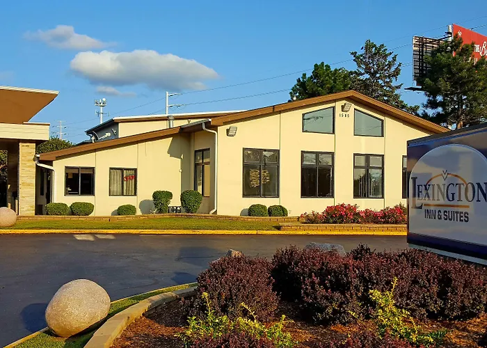 Lexington Inn & Suites-Elgin