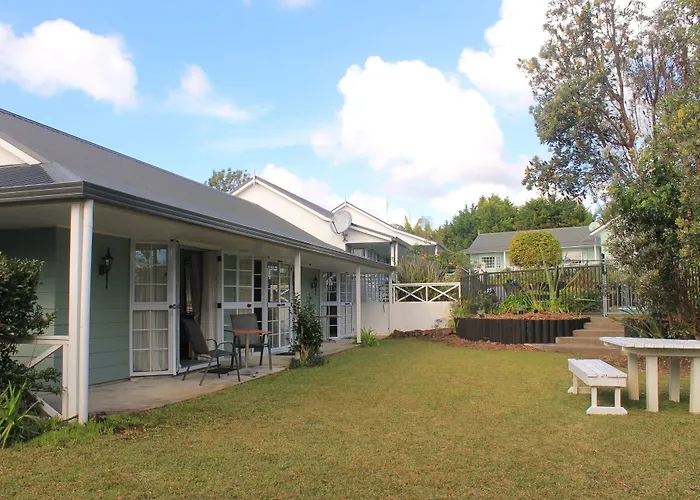 Ash Grove Boutique Motel