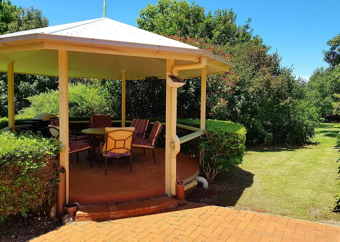Camelot Boutique Accommodation