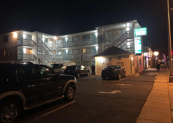 Sea Palace Motel