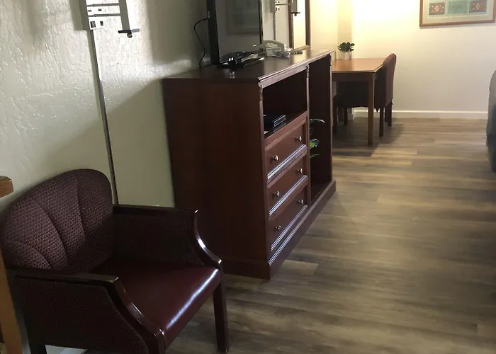Antelope Hills Inn