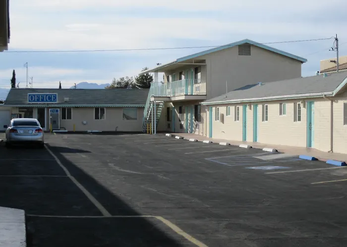 Howard Johnson By Wyndham Ridgecrest, Ca