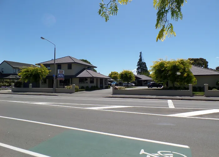 Centre Court Motel