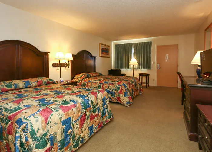 Skyline Motor Inn