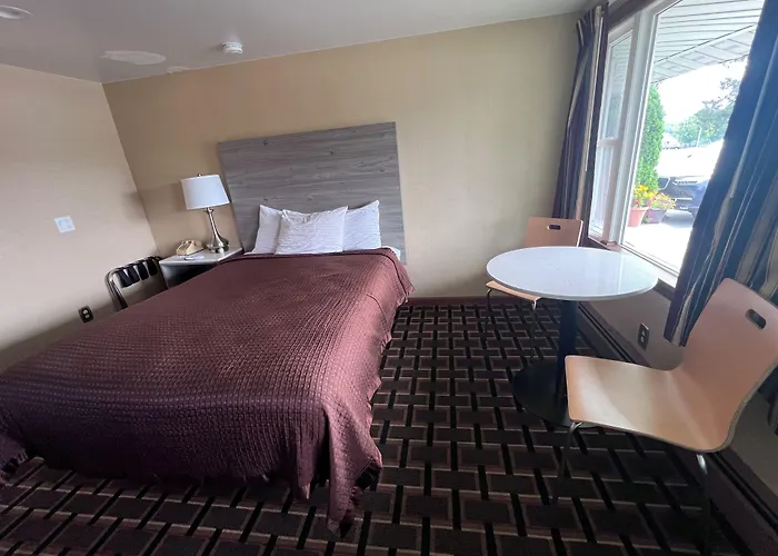 Fairbridge Inn Express Milford