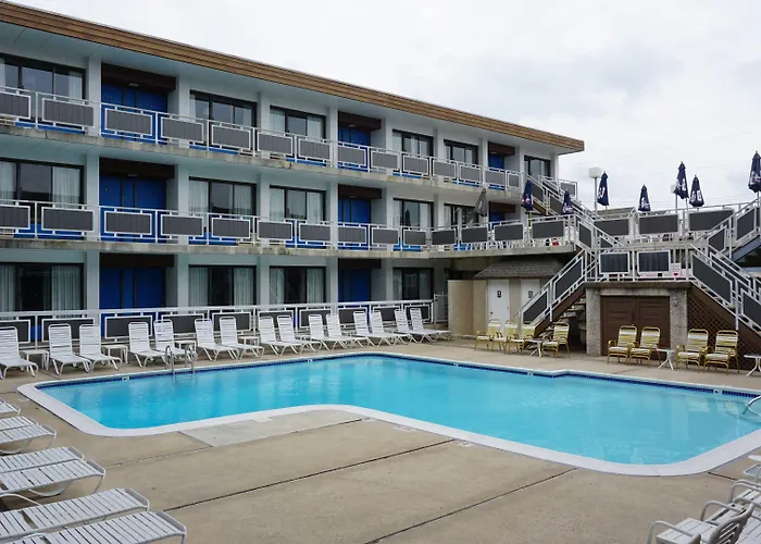 Windjammer Motor Inn