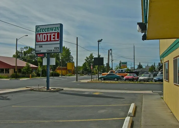 Greenway Motel