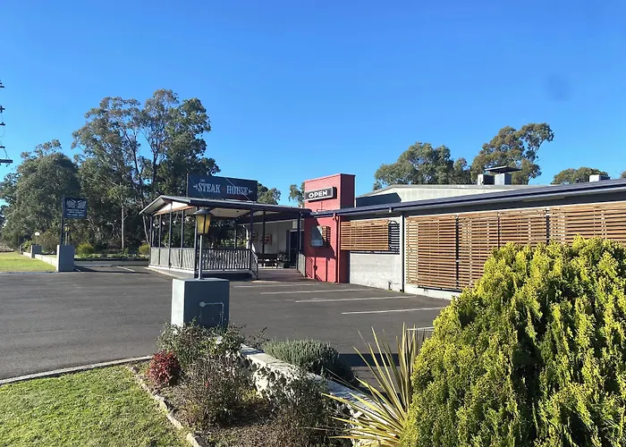 High Street Motor Inn & Steakhouse