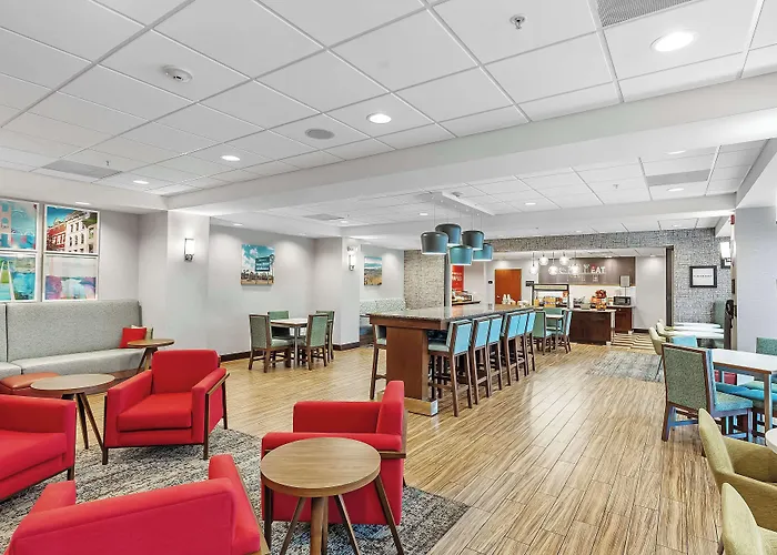 Hampton Inn - Atmore