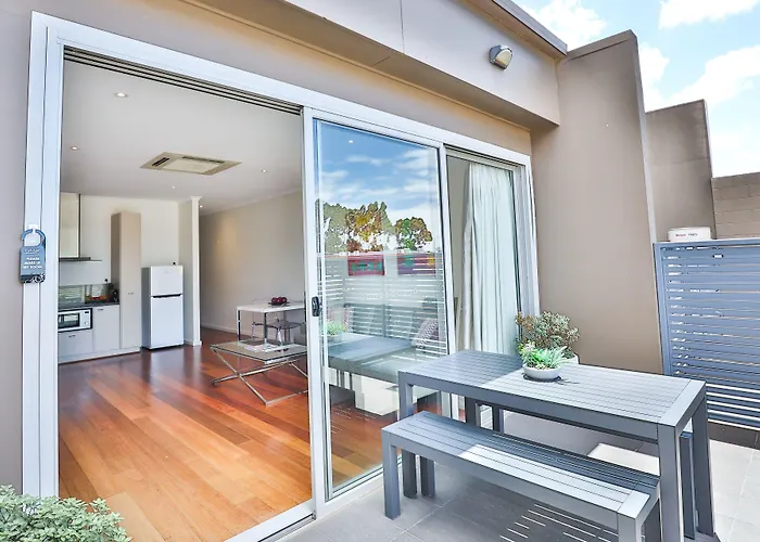 Indulge Apartments - Langtree