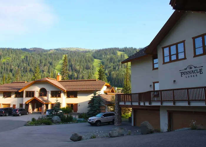 The Pinnacle Lodge