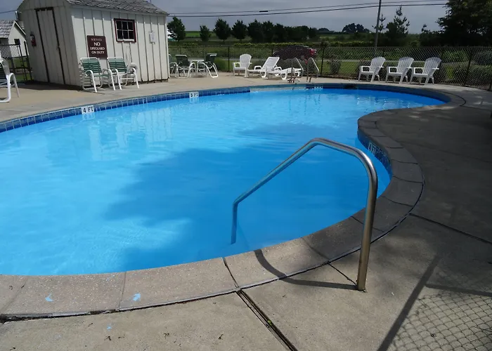 Amish Country Motel