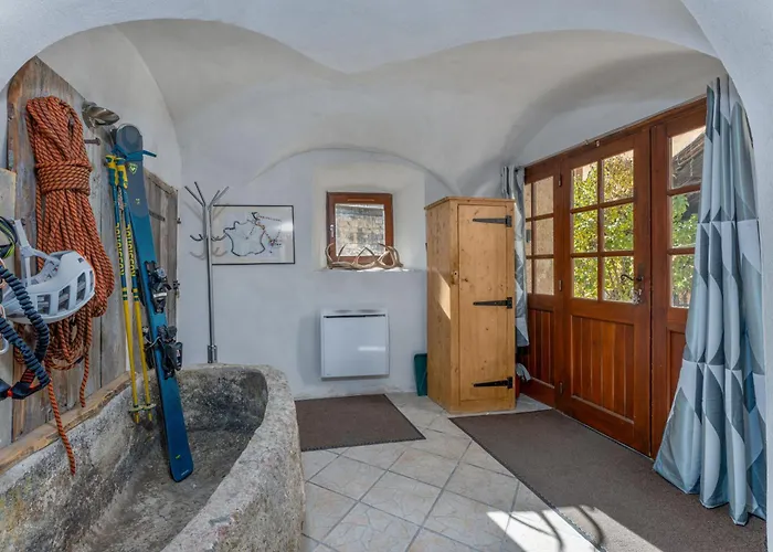 Maison A Tour Briancon