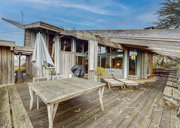 Oceanfront Elk House Bluff View Deck Near Beach