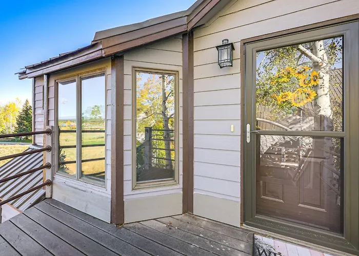Pagosa Condo W/ Deck, 4 Mi To Hot Springs & Dtwn