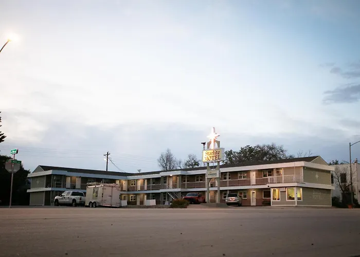 Starlite Motel
