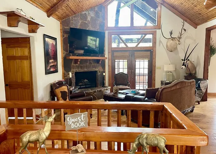 Little Red River Chalet