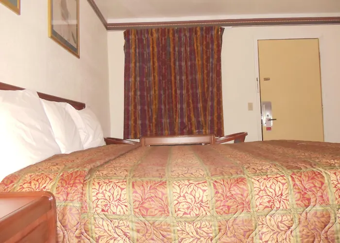 Antlers Budget Inn
