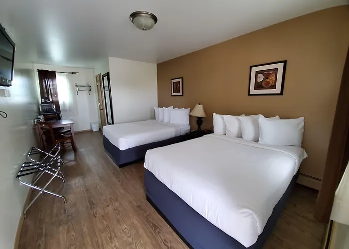Sunset Lodge Escanaba