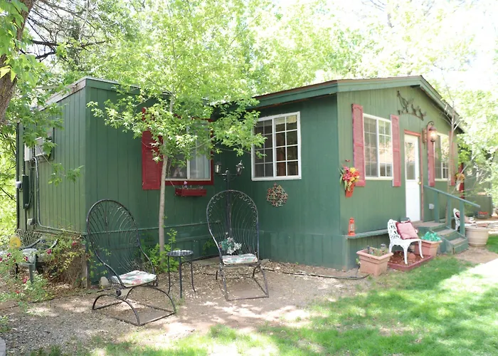 Apple Creek Cottages