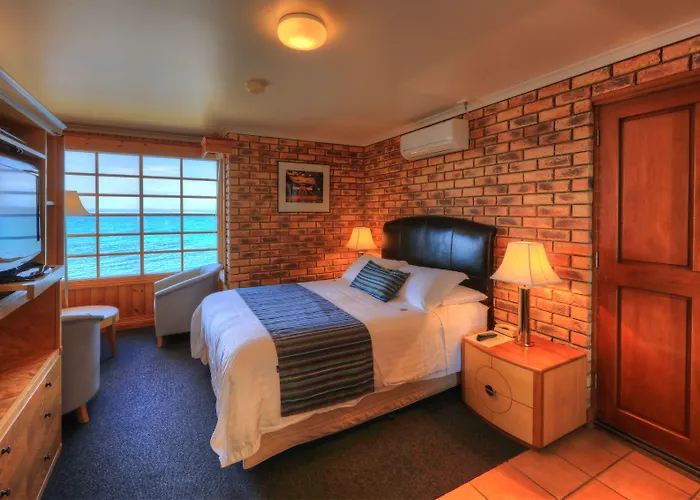 Stanley Village Waterfront Accommodation