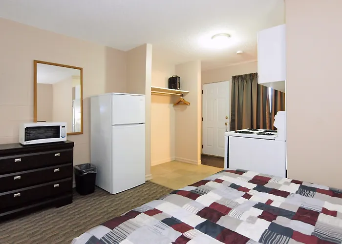 Canadian Motor Inn