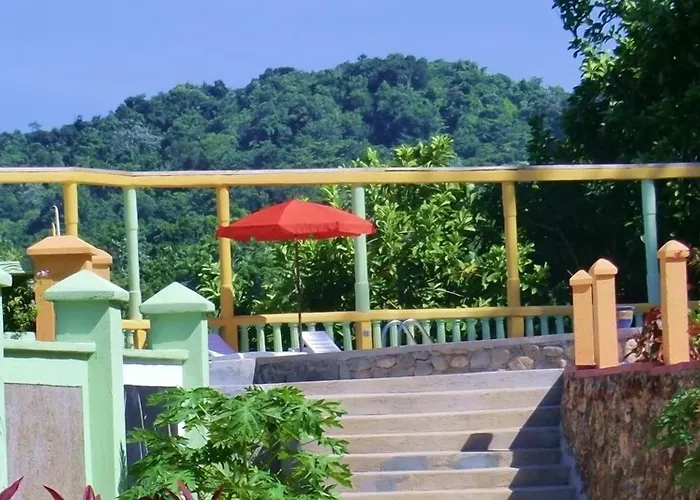 Pimento Lodge Resort