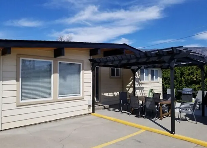 Osoyoos Lakeview Inn & Suites
