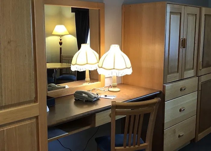 Sunseeker Motor Inn