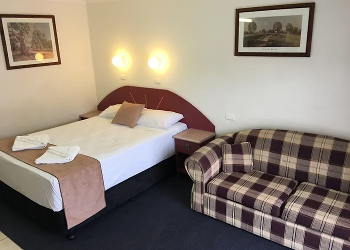 Homestead Motel