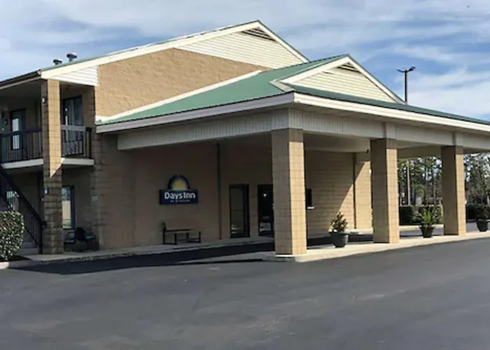 Days Inn By Wyndham Cape Carteret