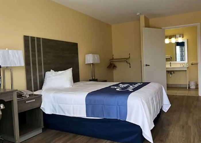 Days Inn By Wyndham Cape Carteret