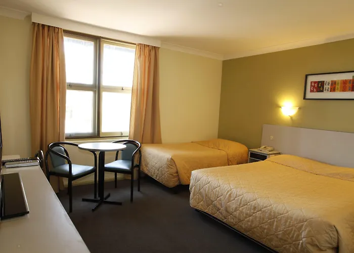 Maclin Lodge Motel